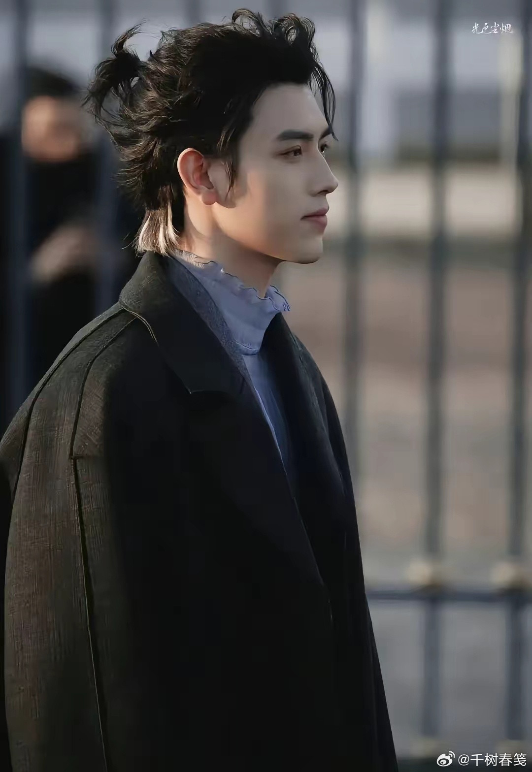 第一次觉得他没有浪费陈红的美貌基因，哥们要是戏里也长这样就好了。