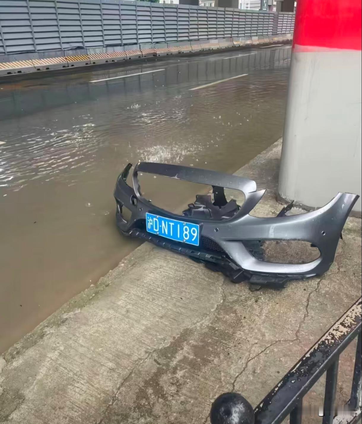 不知道车主还要吗？不要我可捡走了