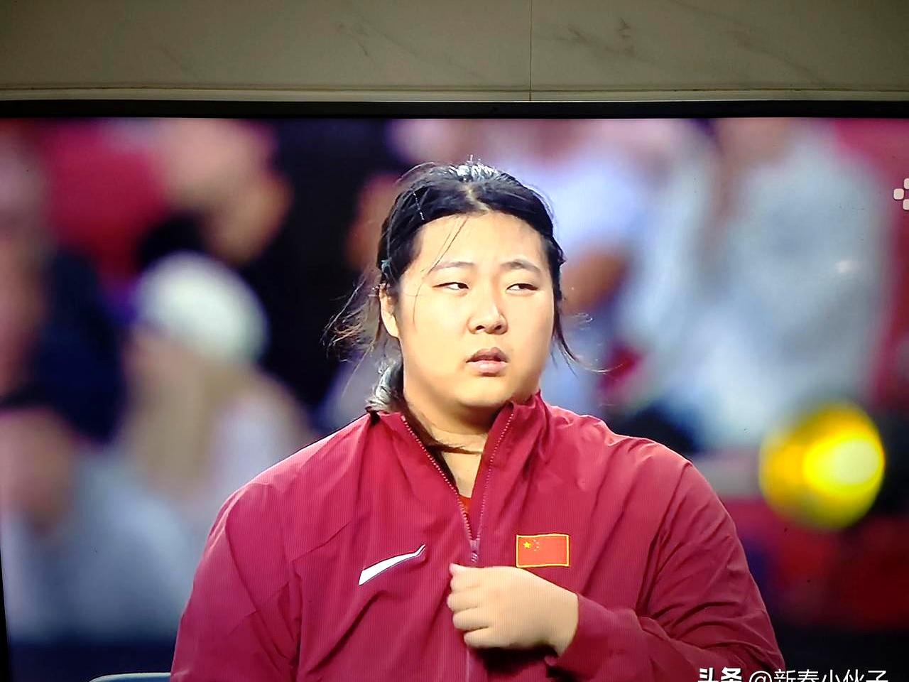 68米92，第二投就把场子点燃；68米05，在那一刻被反超。亚运会前的收官战，