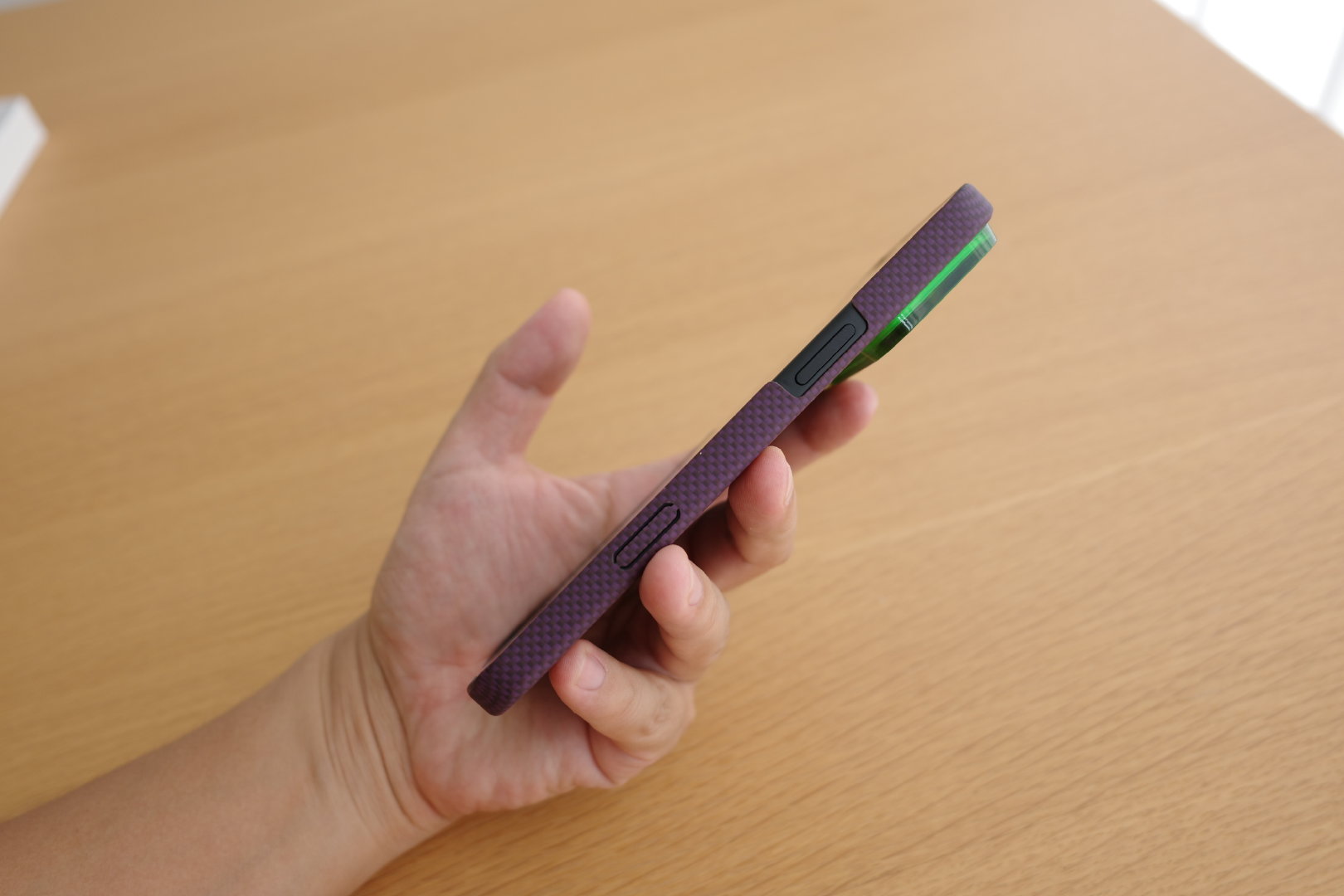 PuraXView、PuraXMax和ZFold8用多了，他们都是电源键指纹轻触，尤其是华为双轻触激
