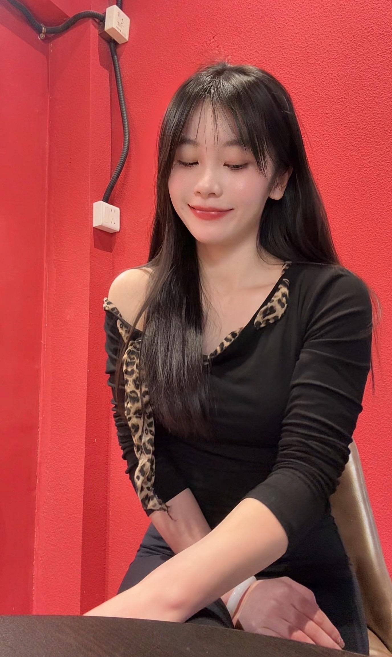 睡不着的凌晨。我也总在想我们还有没有机会了