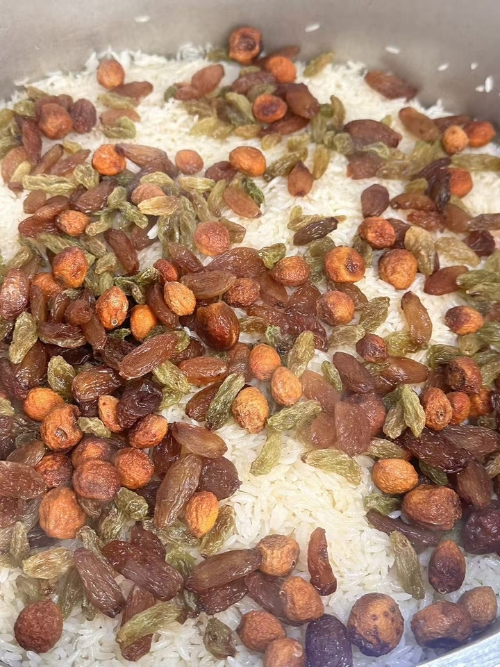 为给孩子康复治疗, 新疆妈妈在临沂摆摊, 多方伸援手, 温暖千里求医路