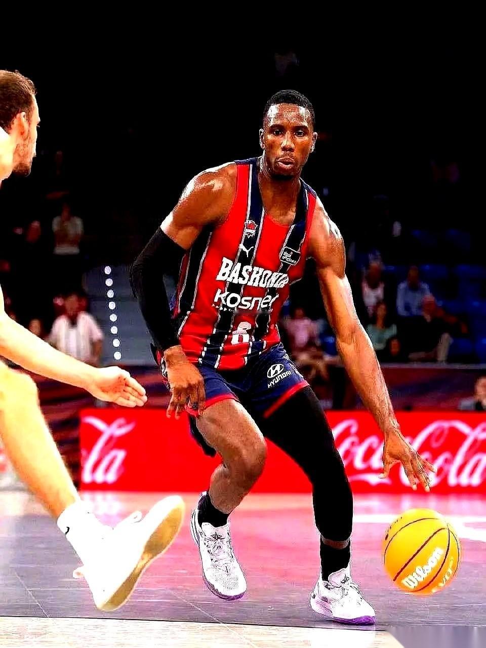 “啥也不知道就别当媒体人了，可别吹牛了。”看到这条评论，我真想给他点一万个赞。