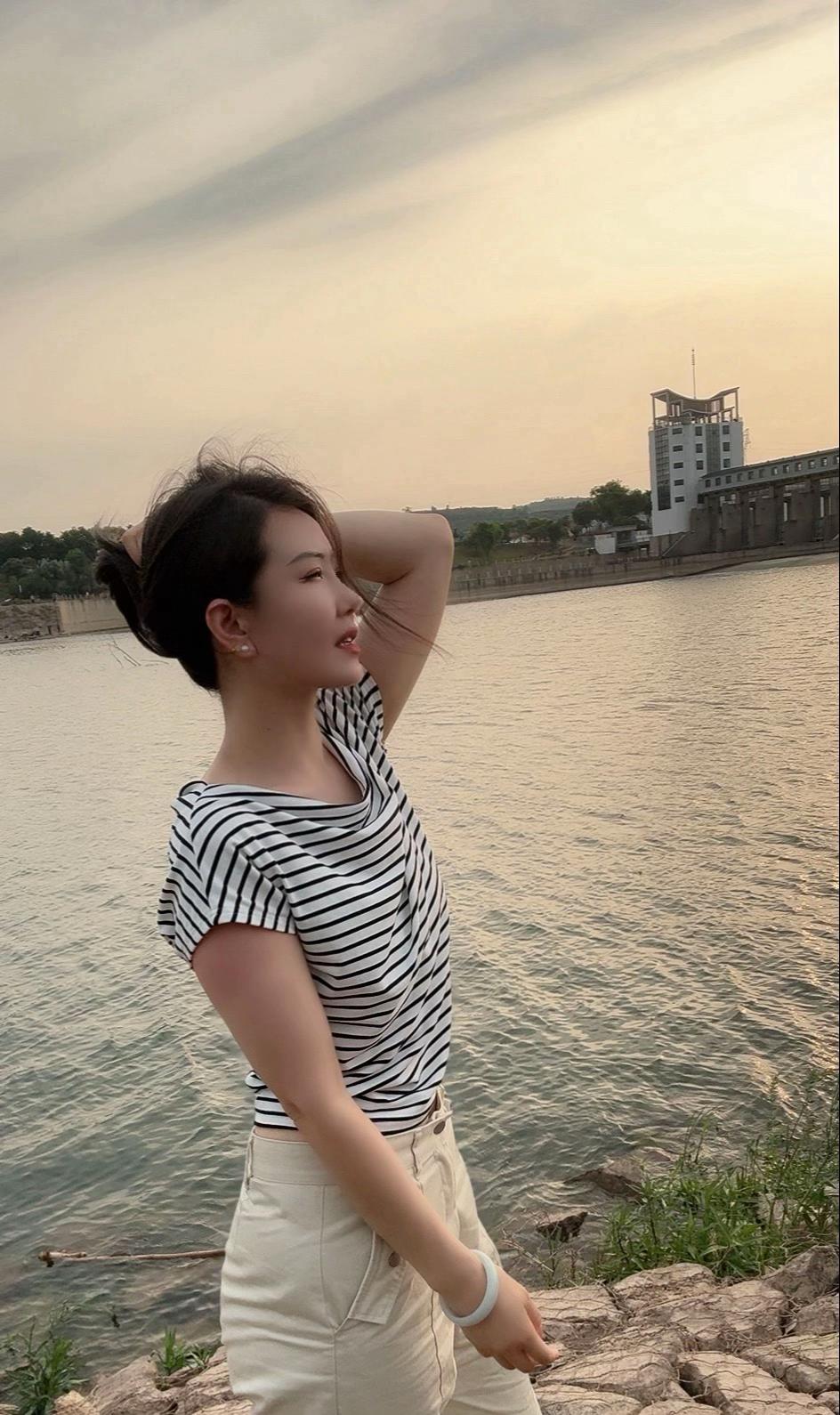 耐看型 御姐 80后
