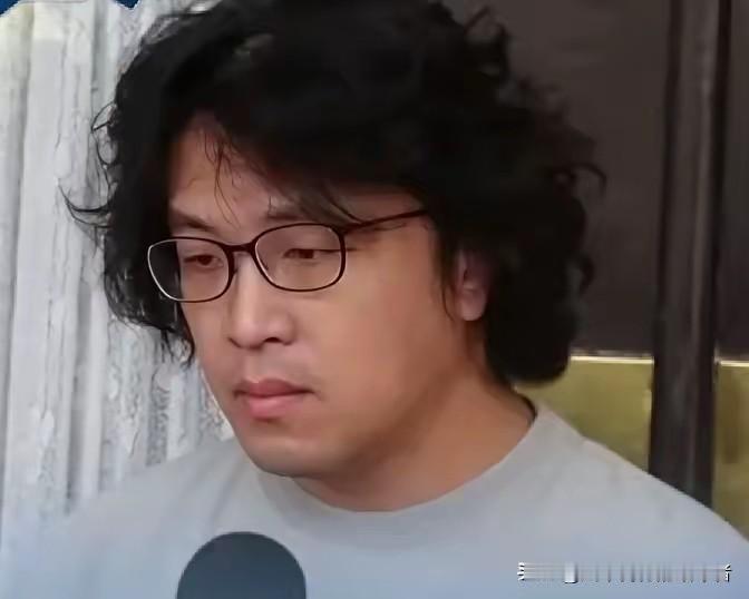 德国议会临时邀请了台湾地区的一个代表发言，这事还挺让人注意的。从现场传来的画