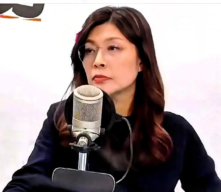 郭正亮这人，有点东西啊。他给郑丽文出了个主意，建议她2026年3月29号那天来