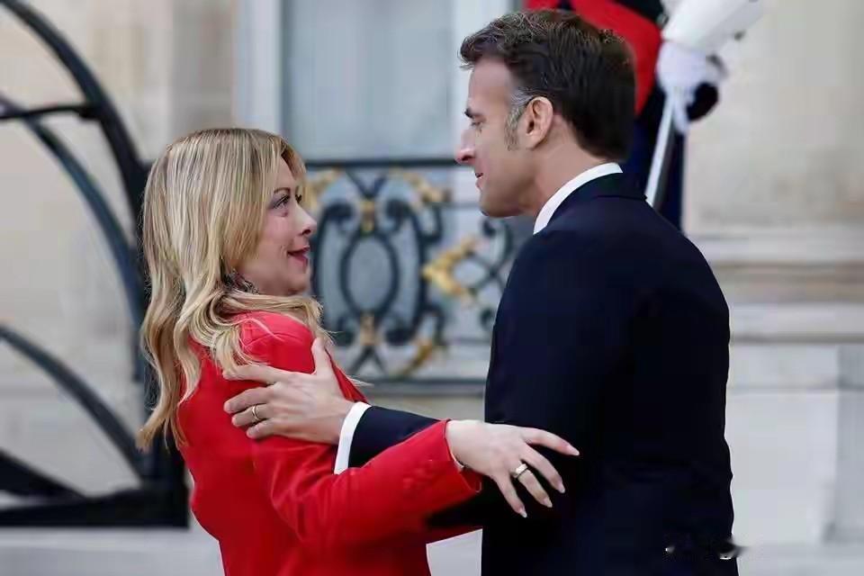 马克龙又给男人们上了一课！就在4月17号法国爱丽舍宫召开的霍尔木兹海峡安全问题