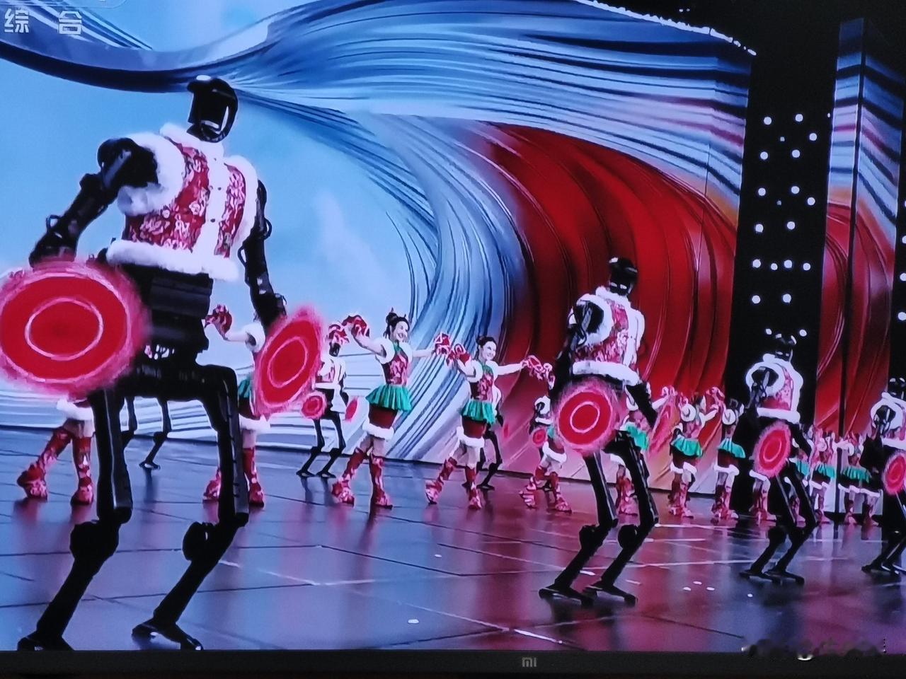 刚看到一位外国人的感叹，大致意思是：如果你想了解中国在创造未来方面速度有多快