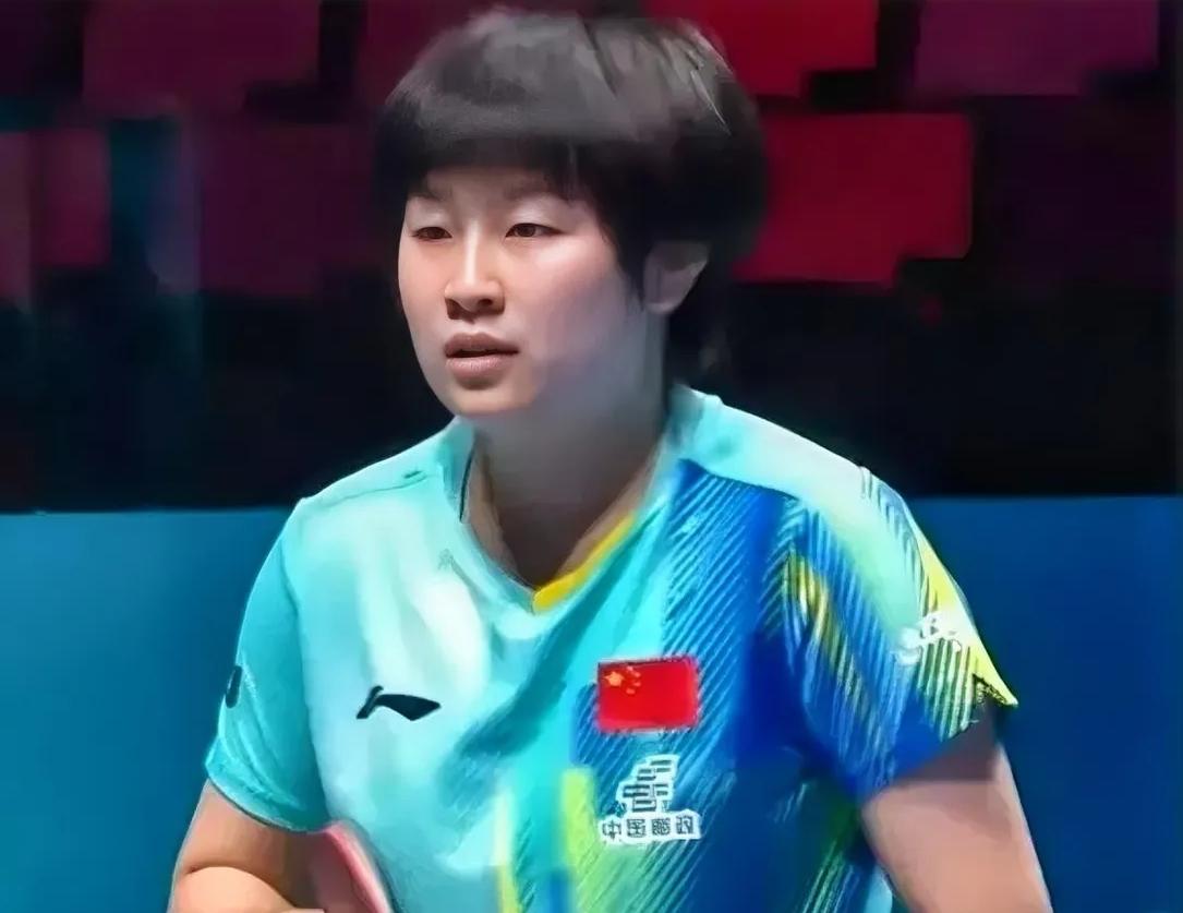 好奇查了下覃予萱的出身不查不知道一查才发现，这姑娘小时候根本不是天赋异禀那种