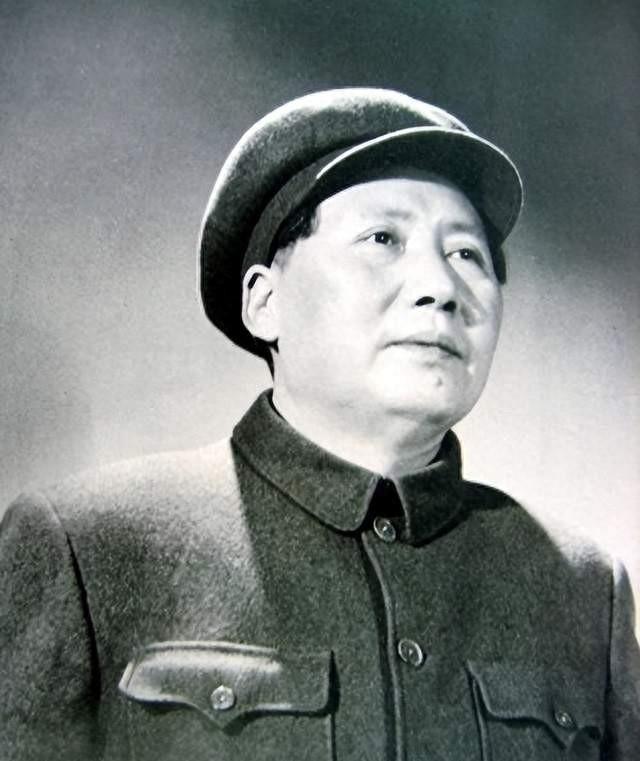 吴石英勇牺牲后，伟人深感遗憾：为何没用两个野战军全力进攻台湾？1950年3月1