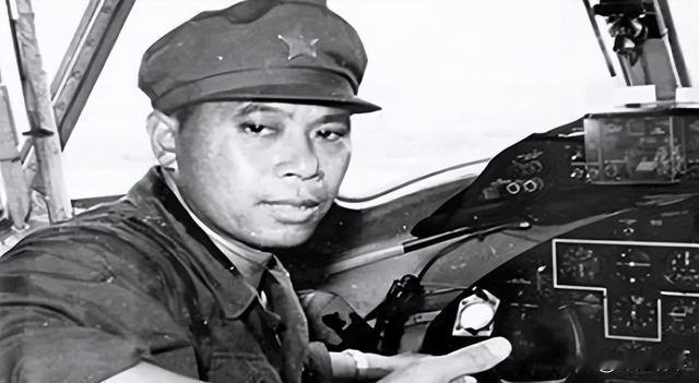 1982年7月30日上午9点42分，一架载着乌干达军事代表团的中国空军专机，在江