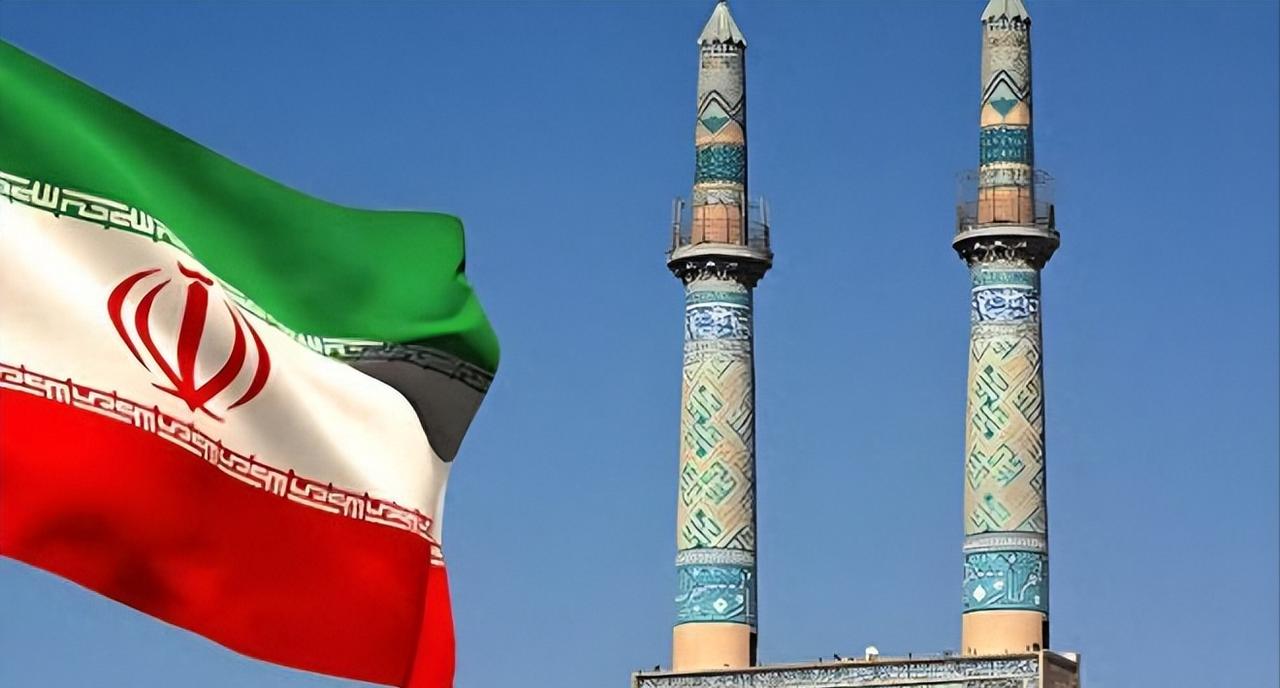 别再盯着伊朗的导弹了，最近他们干的一件事，比发射十枚弹道导弹还让美国和以色列挠头