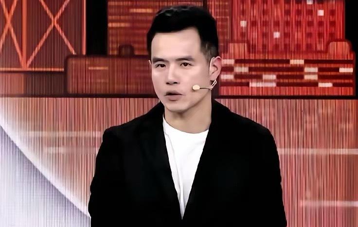 孙颖莎为什么和蒯曼退赛，而参加混双？刘国正说了实话！他说:孙颖莎平时很注意锻炼体