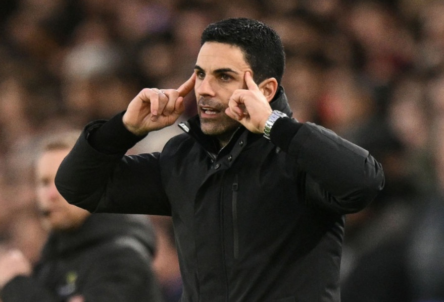 阿森纳目前以4分优势领跑，在谈到英超冠军之争时，评论员哈曼认为，阿森纳球员没有赢