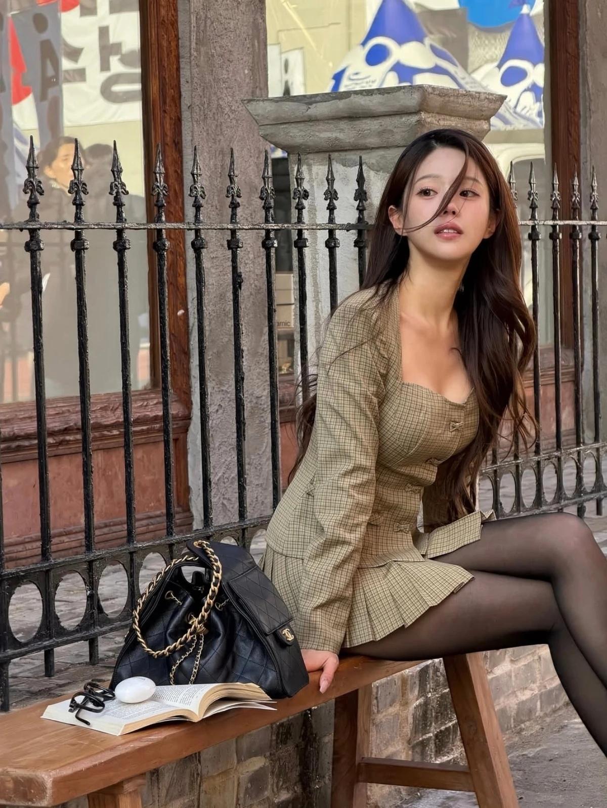 少女摄影|NO.0323期初入职场的可爱少女