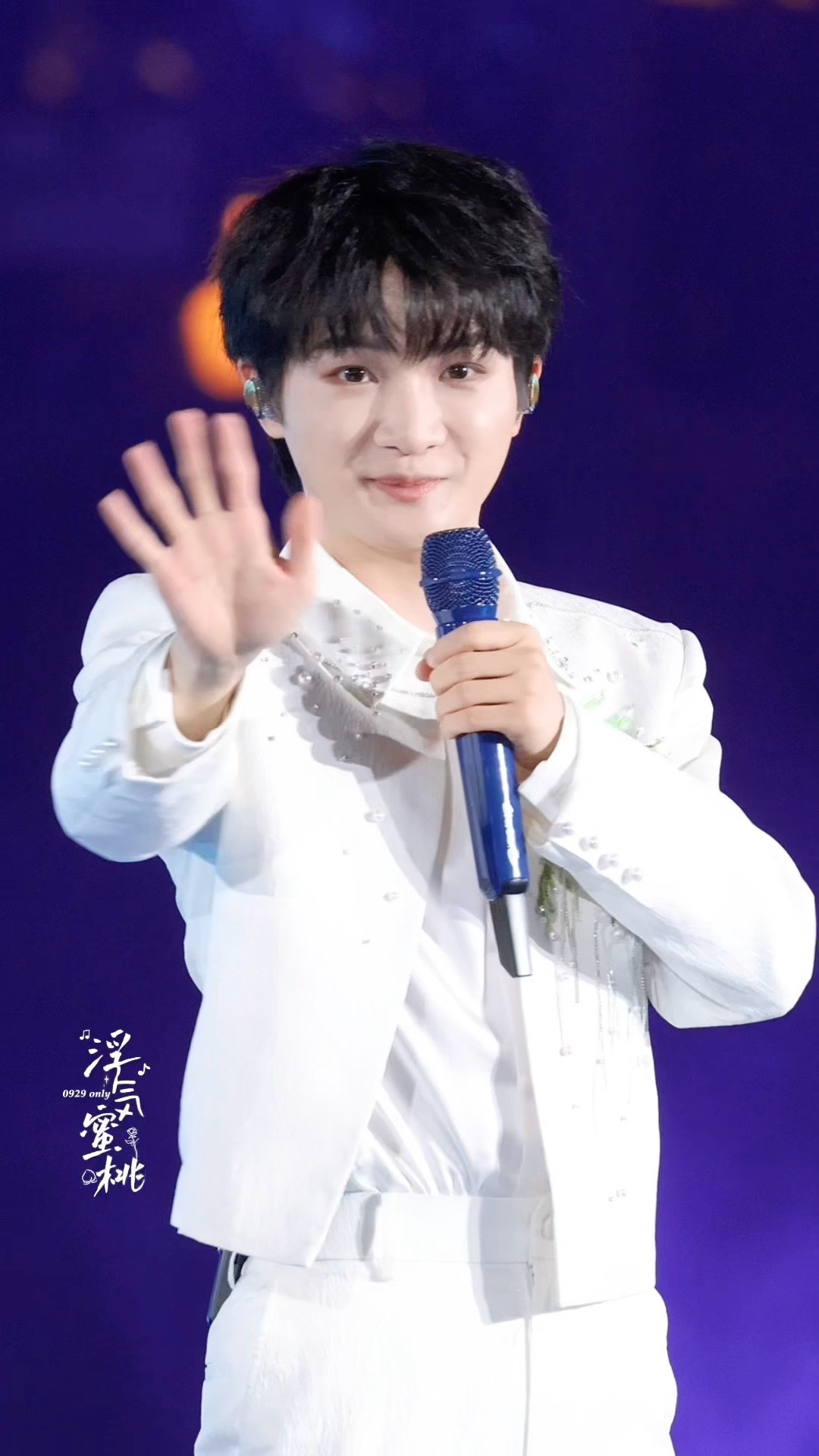 周深录制过程中一些话筒试音的咪咪喵喵小动静📷20260804无锡拈花湾