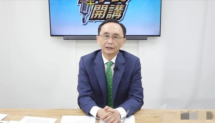 吴子嘉：郭正亮爱中国是假的！骂美国是为了赚钱。郭正亮和他夫人都是在美国留学的，是