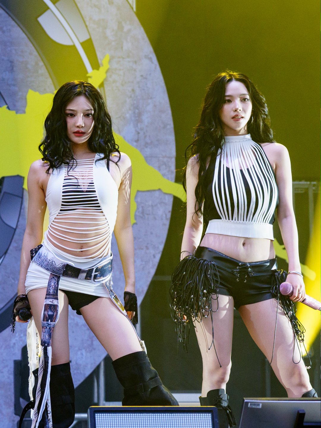 女团aespa也惊喜亮相Lollapalooza音乐节，她们带来超强劲歌热