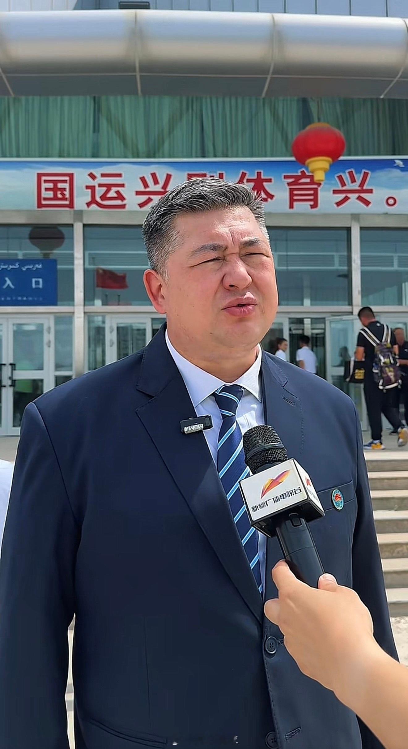 新疆男篮功勋球员买吾兰当选新疆篮球协会会长。新疆男篮新疆篮球阿才说球CBA新疆广