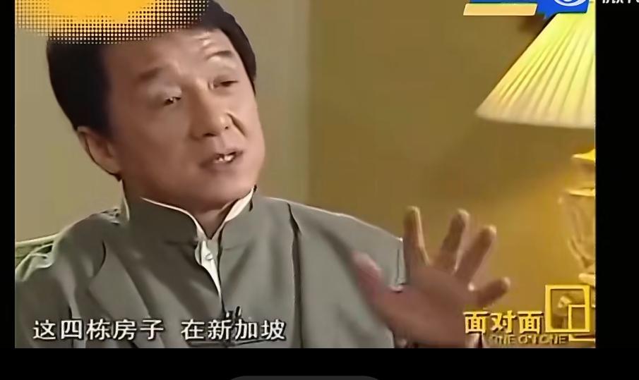 以前许对人不理解成龙等名人会把文物捐给新加坡，现在总算理解了！