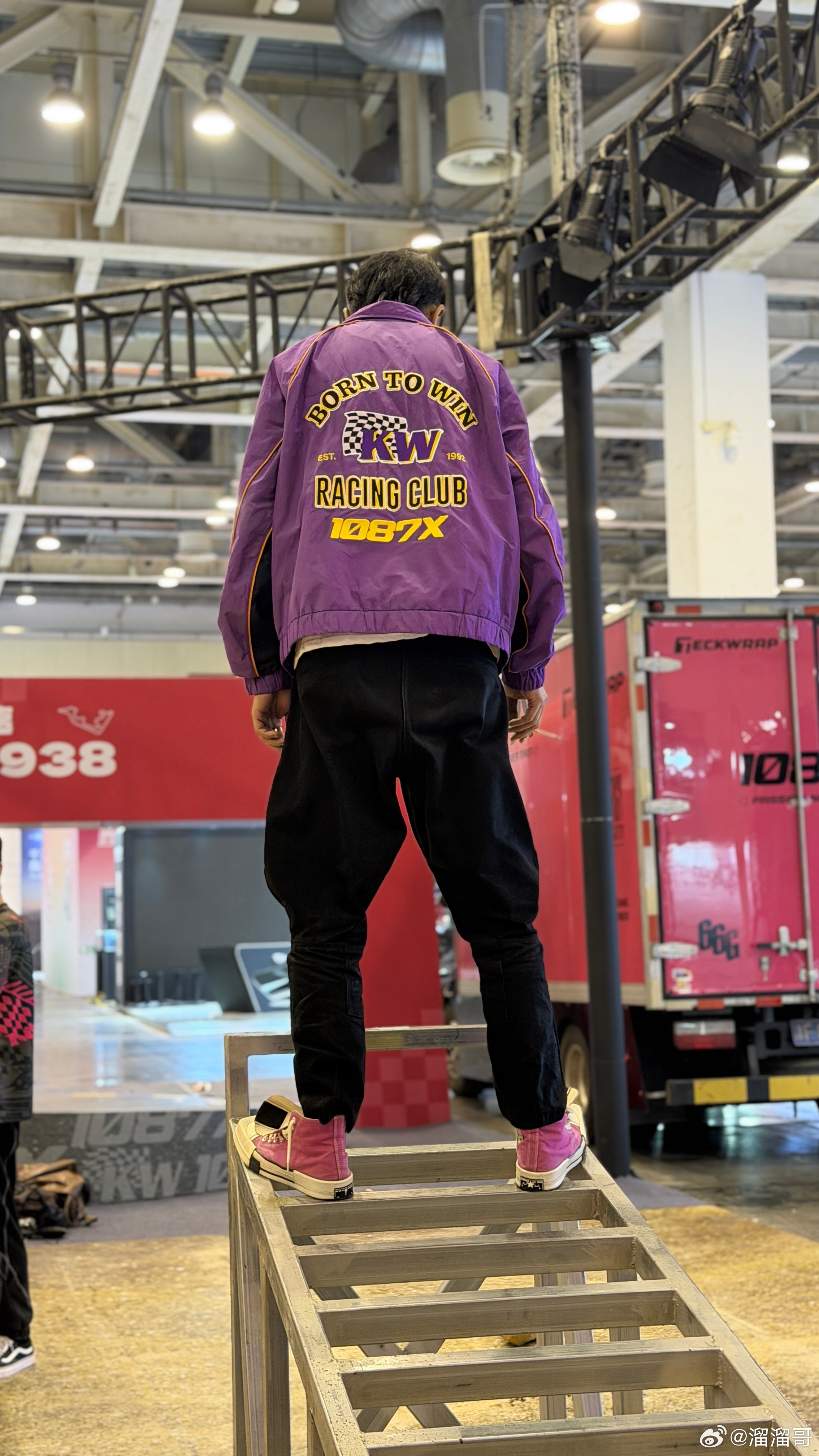 昨天结束GTSHOW，今天来试试他！又是KW，这不巧了！哈哈哈！