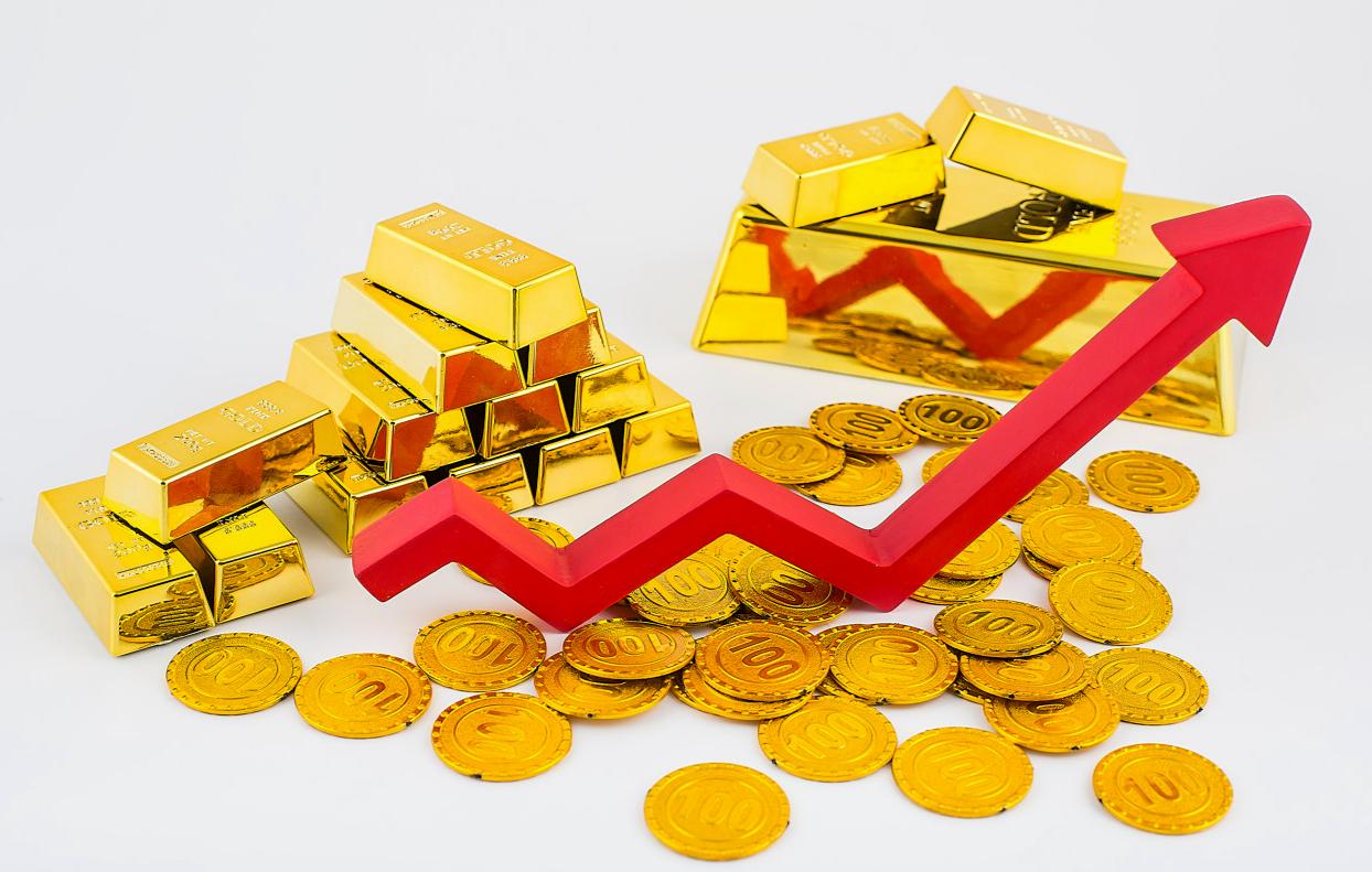 分析今天股市谈明天股市操作？今天（12月22日，周一）A股市场的表现呈现出“