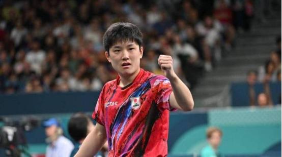 张本智和的父亲这几天晚上睡觉，恐怕连做梦都会笑出声来。 麻烦看官老爷们右上角