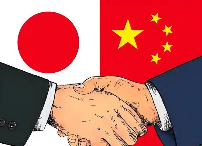以前安倍时期中日关系再差，自民党内部总有“知华派”出面打圆场。现在倒好，高市早苗