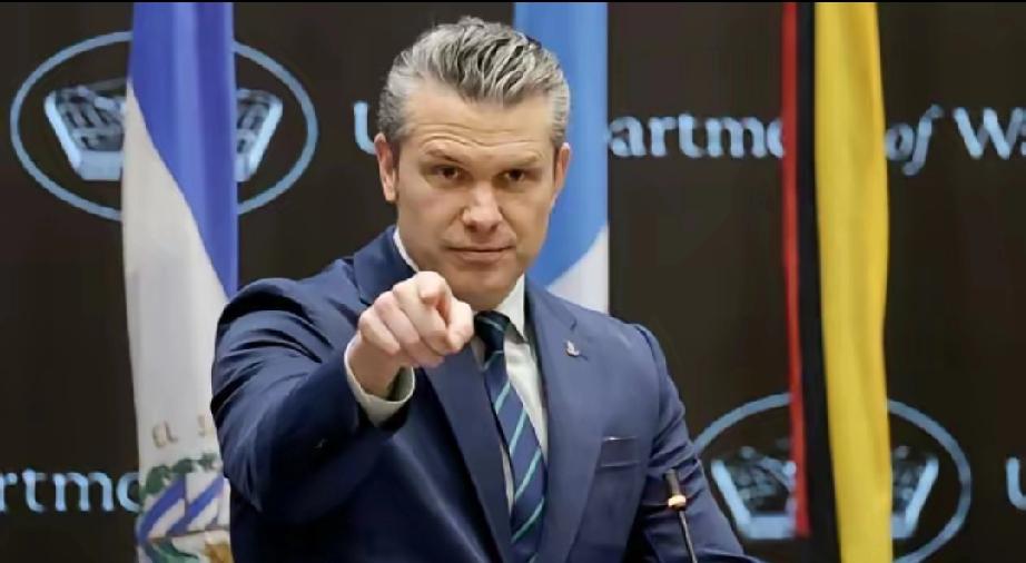 美军这回真是出了大新闻，据美国匿名官员爆料，国防部长赫格塞思直接绕开所有规矩，把