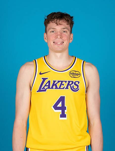 Ary消息：克内克特预计将在交易截止日之前离开湖人。