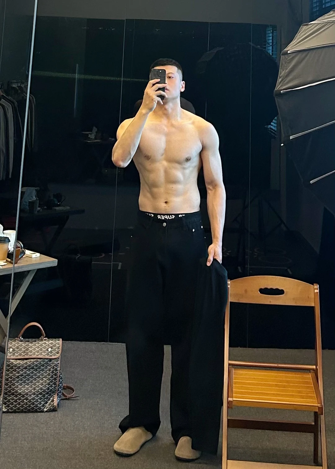 薄肌审美
