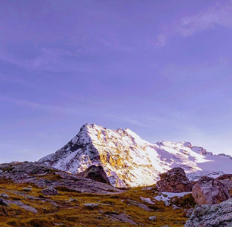 “万种调料不如盐，万般关系不如钱,食有盐身有钱，好比拍照开美颜。”|谈钱很俗