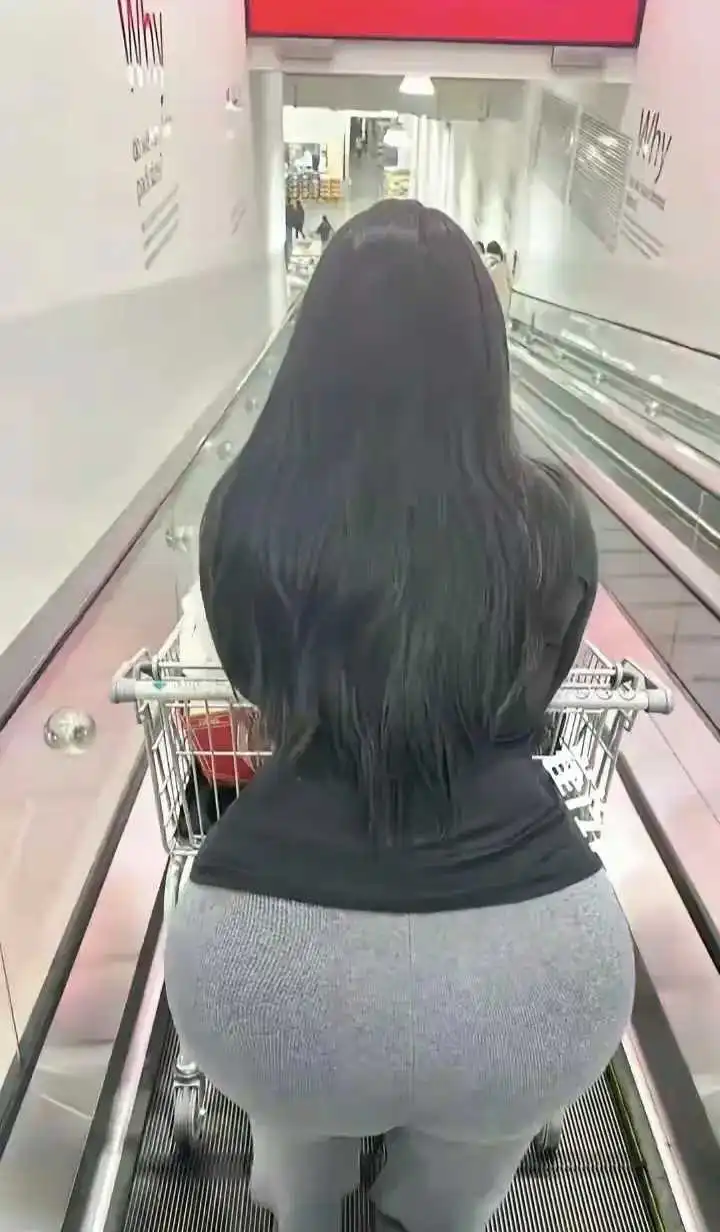 这身材像我的女朋友！👍