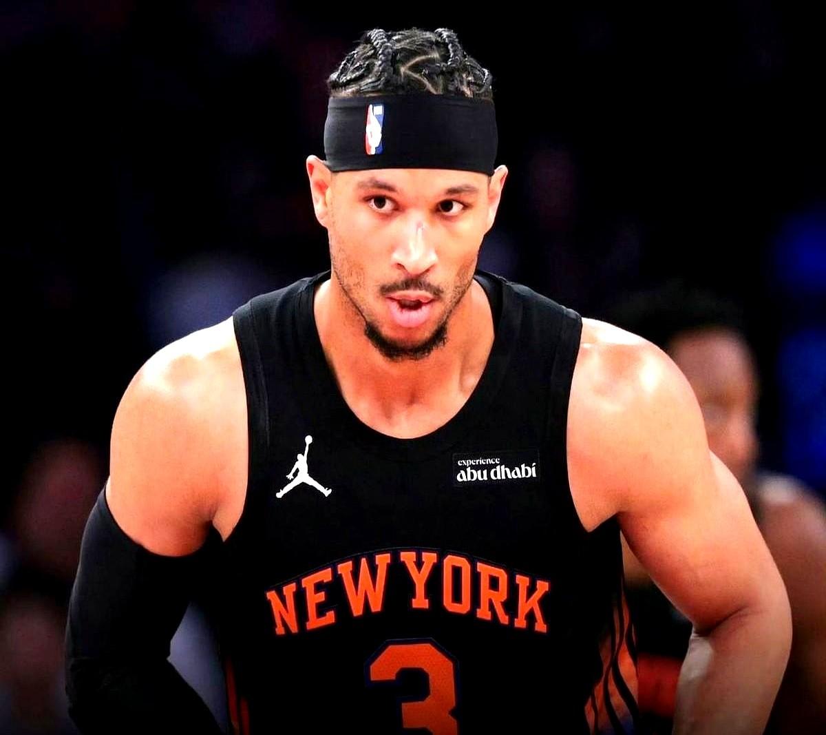 球传到他手里，全队的进攻就像按下了暂停键。2026年NBA总决赛，纽约尼克斯