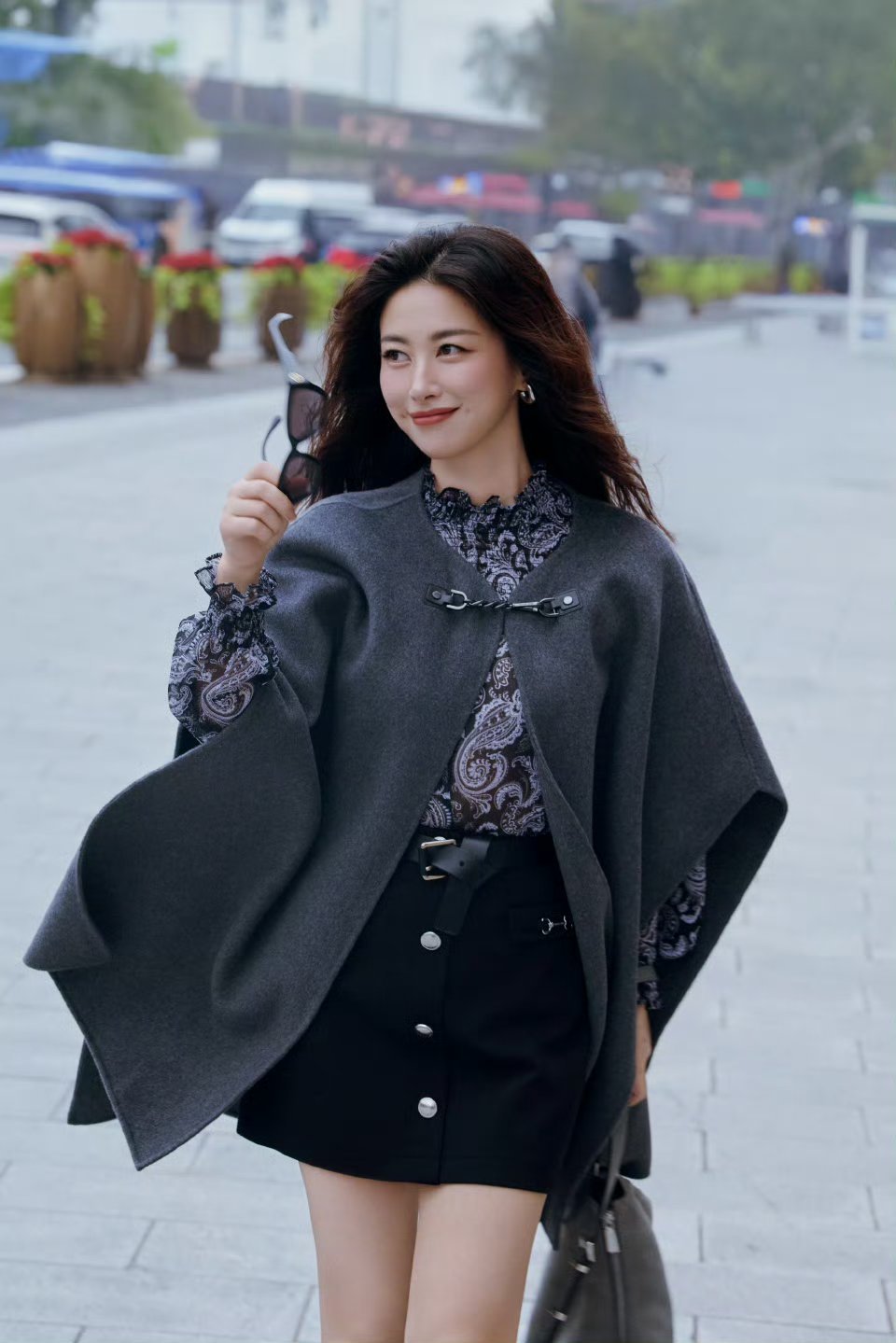 朱珠面无表情把老公挤开朱珠～～朱珠朱珠