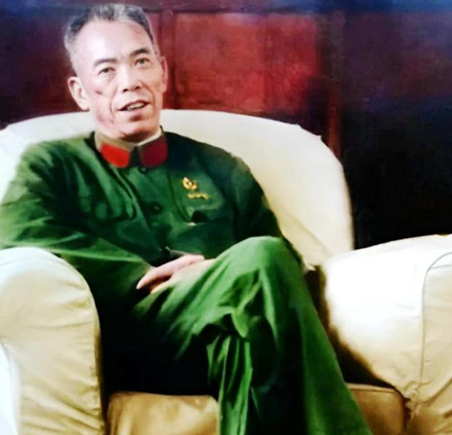 1980年，被组织审查和劳动锻炼长达8年的梁兴初将军，终于等到了处理结果：免除党