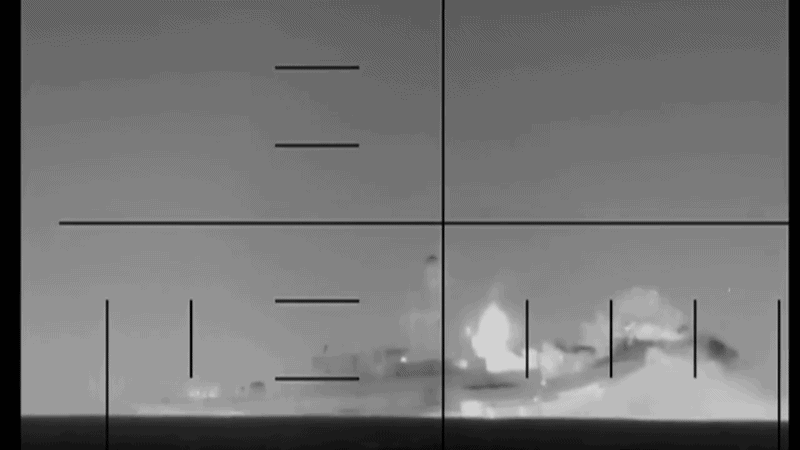 升起潜望镜，公海击沉伊朗护卫舰，犯了错还得意洋洋，伊朗外长强烈谴责美国：可是你们