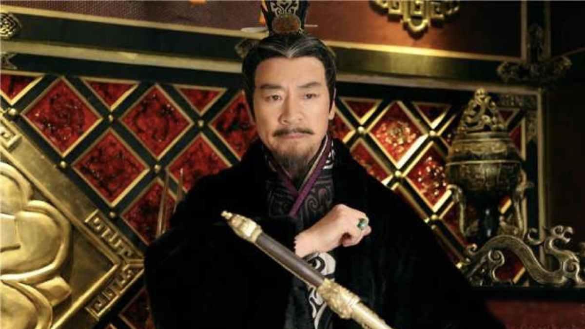 霍光大权在握后，为什么不替三姨卫子夫平冤昭雪？什么原因？汉武帝一走，霍光就掌了