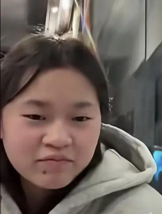 全红婵今天又霸屏了，这次不是飞新疆、北京，而是直接飞去河南找刘清漪了。全红