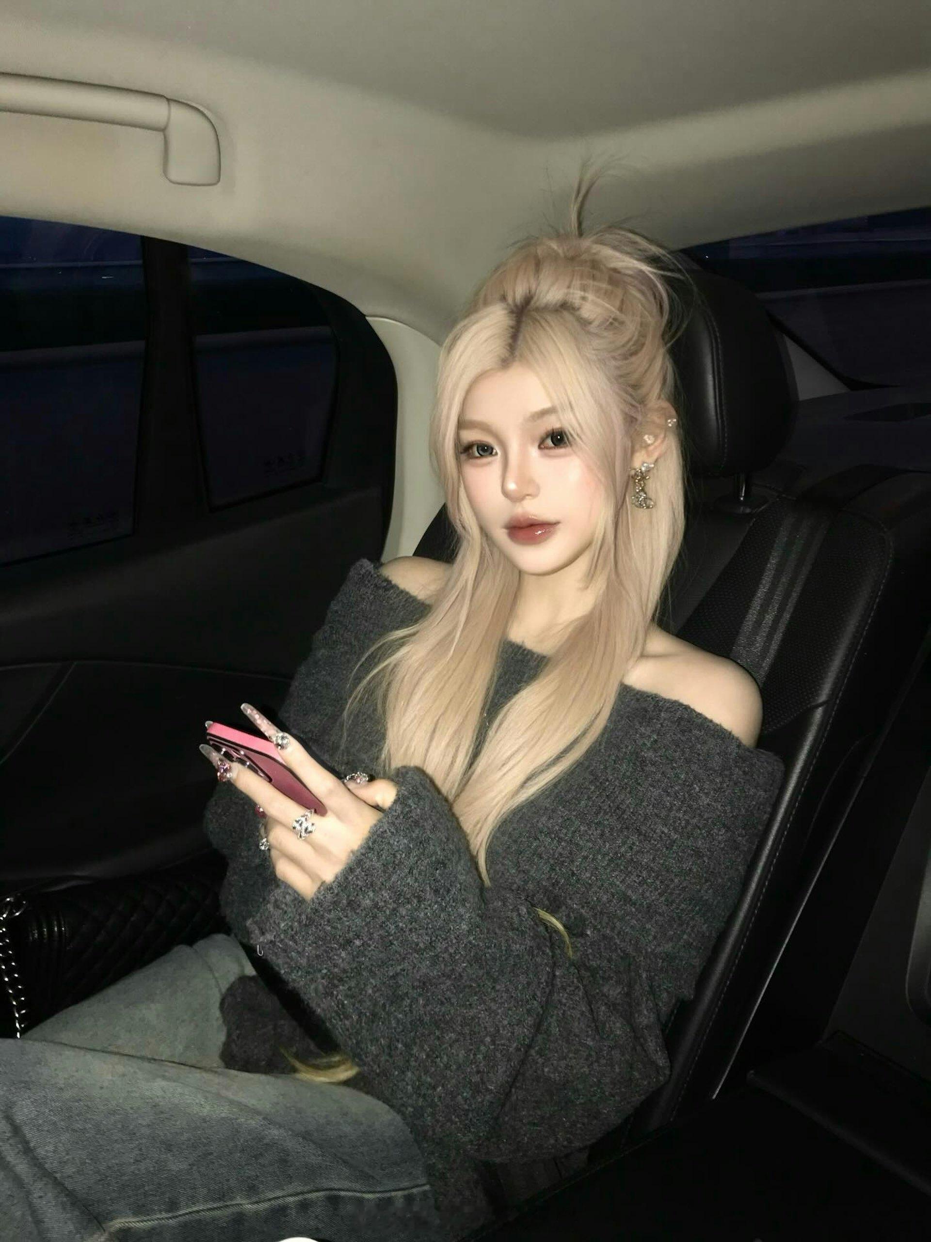 22岁熊子逸女大十八变昔日饰演江美仪小女儿如今蜕变成精致辣妹几乎无人认出当年在