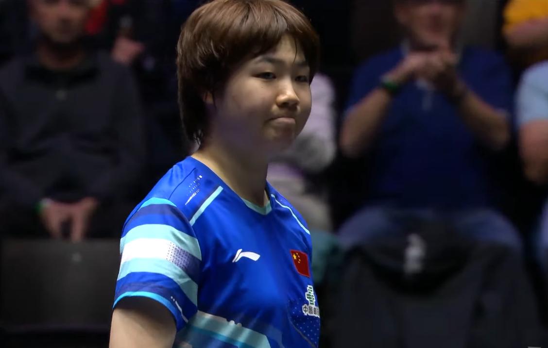 感觉蒯曼快哭了,紧紧抿着嘴,没想到大丫头死穴被人找到了。今年两人打了两场,