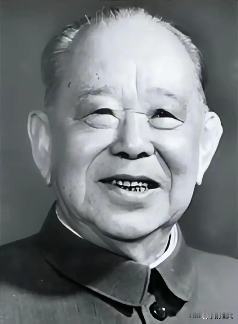 1979年，开国中将廖汉生到成都军区处理公务，事情一办完，他就跟身边工作人员说想