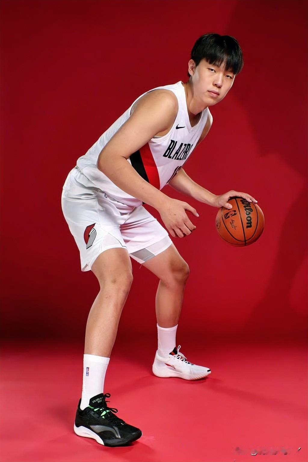 承认吧，去NBA就是提升快！不信你看杨瀚森现在的罚球，原来在CBA他的罚球命