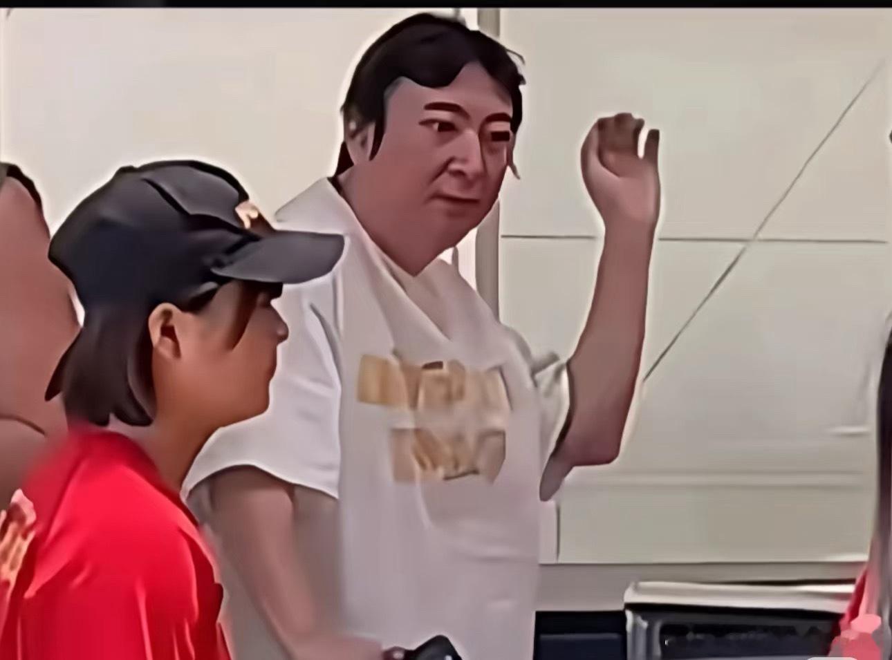 天呐？王思聪怎么胖成这样了[doge]​​​