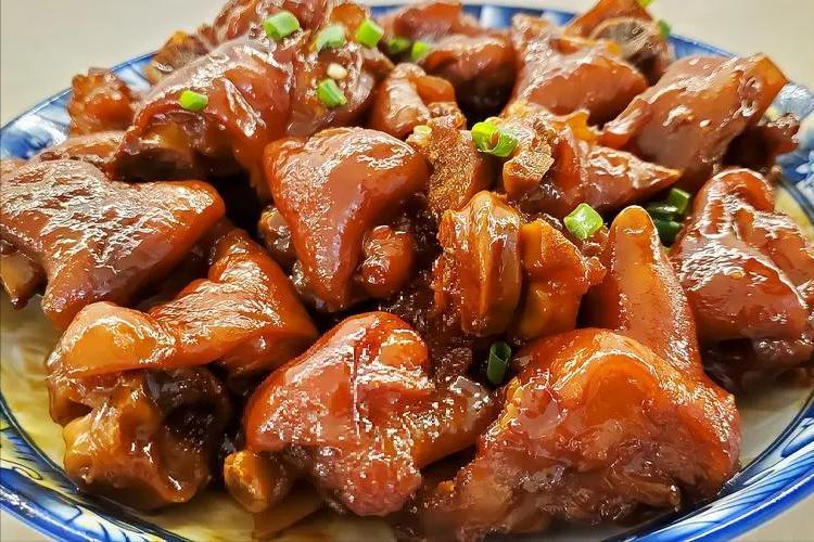 肺气肿与喝水有关？医生告诫：肺不好的人，注意这3习惯别大意！肺气肿确实跟喝水