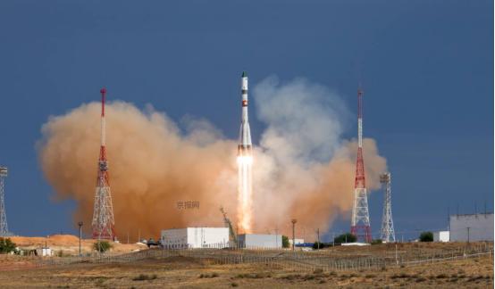 太空补给惊魂记：小天线故障险些让任务翻车，宇航员临危受命挽狂澜