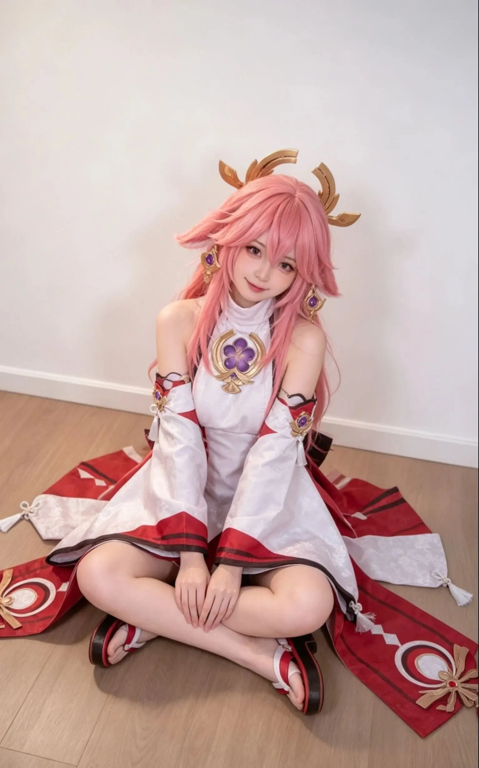 八重神子cos 原神cos 这腿又长又白又细 cosplay 考斯普雷...
