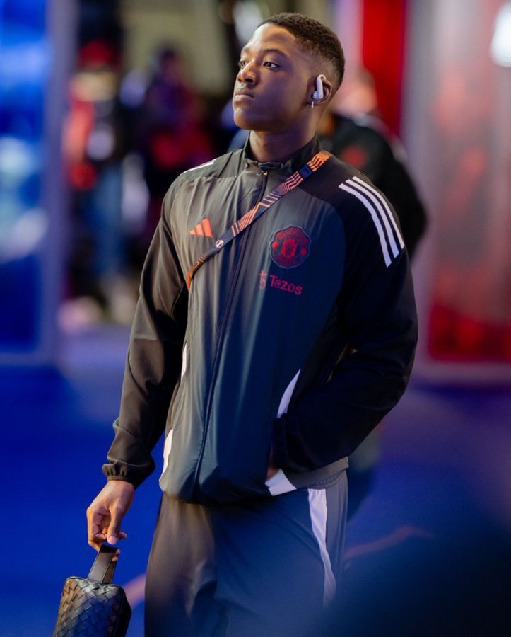 尼基巴特谈梅努如果科比梅努效力于水晶宫，曼联会毫不犹豫地花费6000万到7000