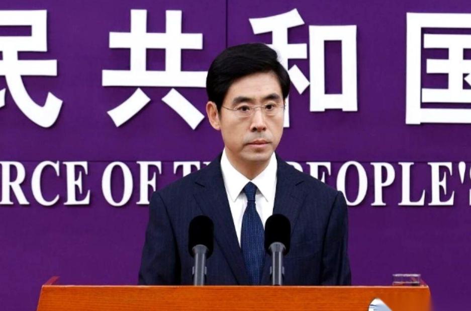 想把整个公司，连人带技术，打包20亿美金卖给美国人。你以为跑到新加坡注册一下，换