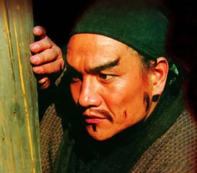聊一聊《水浒》——时迁原著中时迁是个什么样的人？我一句话概括：是梁山最有用的人